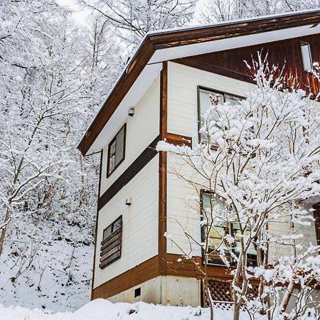 Апартаменты ラ・コリナ　リトリート La Colina Retreat Iiyama Экстерьер фото