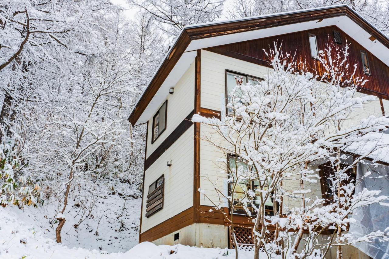Апартаменты ラ・コリナ　リトリート La Colina Retreat Iiyama Экстерьер фото